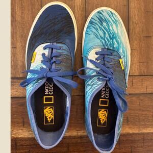Vans x National Geographic Men’s Size 10 Blue Wave Print Lace Up Sneakers